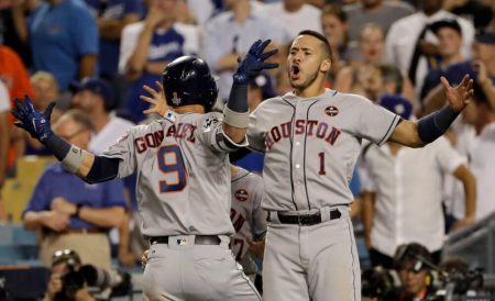 Los Houston Astros empatan la Serie Mundial Home Run de Marwin Gonzalez World Series 2017
