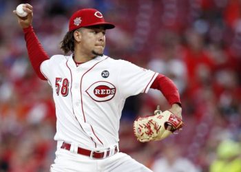 luis castillo Decepciones desde el montículo mlb en español beisbol