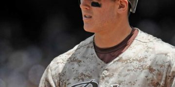 anthony rizzo los cubs los padres mlb en español beisbol