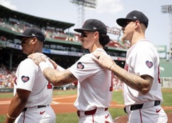 Jugadores destacados de Boston siguen sin encontrar el sótano al que les habían enviado...