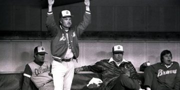 ted turner la silla caliente manager mlb en español beisbol